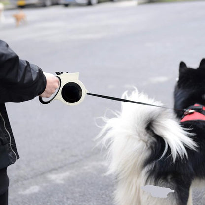 laisse a enrouleur pour chien blanc balade ville