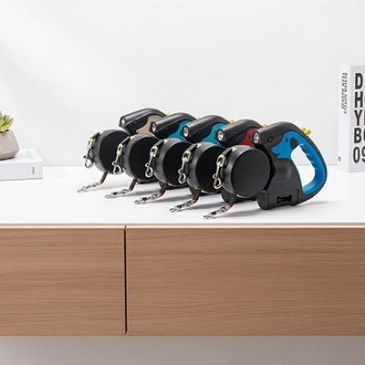 Laisse à enrouleur pour chien exposition modèle