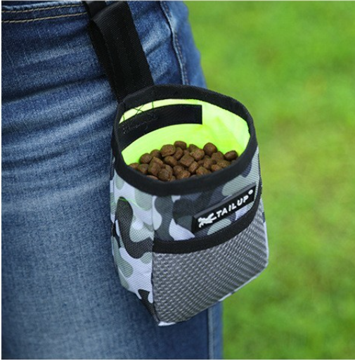 Tenue par crocher poche sac de récompense pour chien